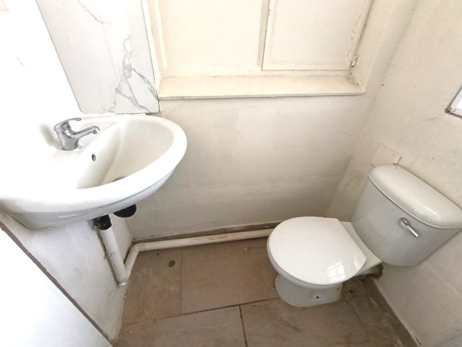 13 Bedroom Property for Sale in Universitas Free State